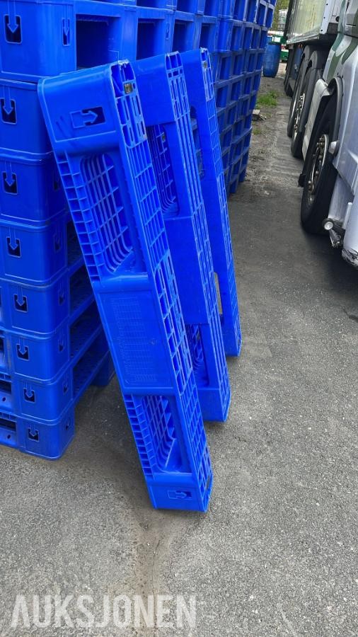 Plast paller blå  - 40 stk